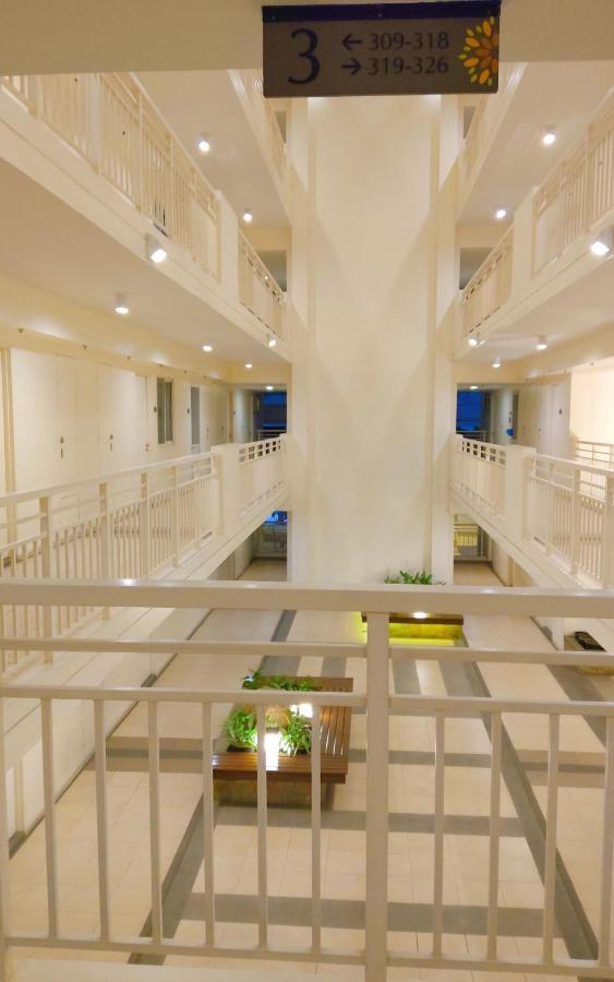Serendipity Place @Celandine Caloocan Exterior photo
